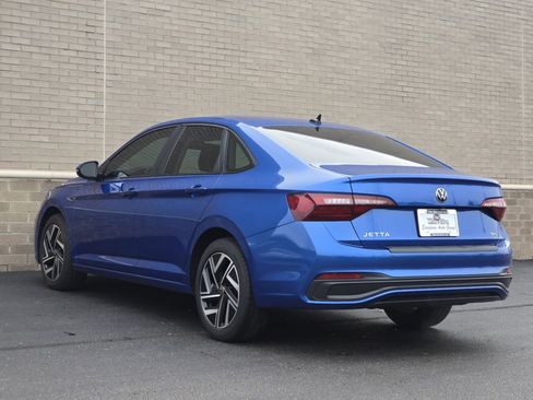 Used 2024 Volkswagen Jetta SEL image 5