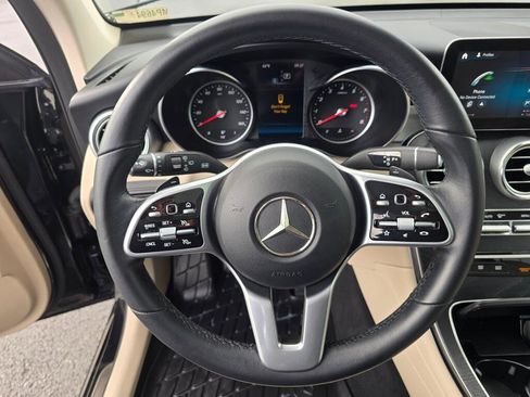 Used 2022 Mercedes-Benz GLC 300 image 14