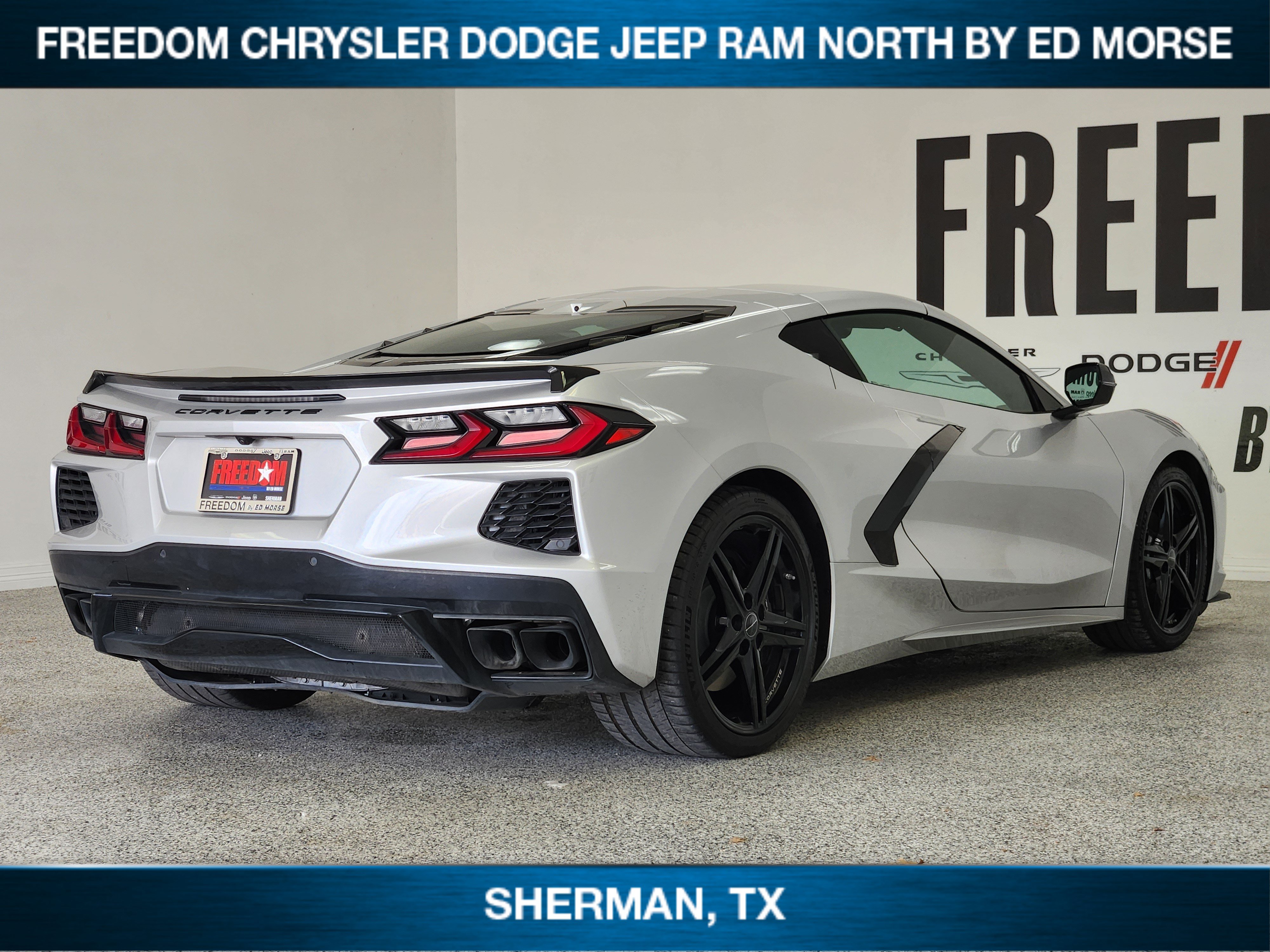 Used 2026 Chevrolet Corvette Stingray Coupe w/ 1LT RWD image 4