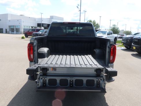 New 2026 GMC Sierra 1500 SLT w/ SLT Premium Plus Package image 16