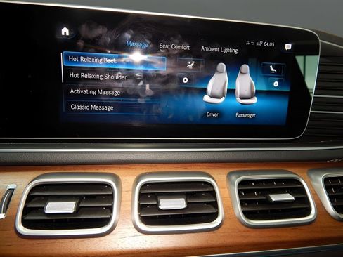 Used 2022 Mercedes-Benz GLS 450 4MATIC image 20