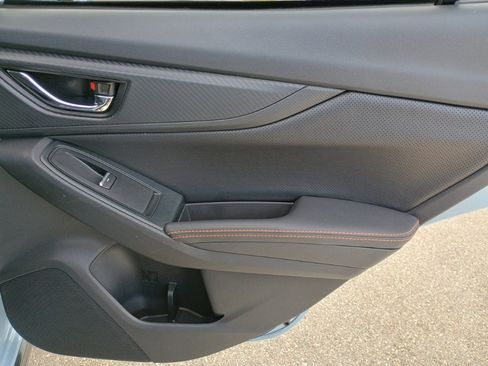 Used 2020 Subaru Crosstrek 2.0i Limited w/ Moonroof Package w/Navigation image 19