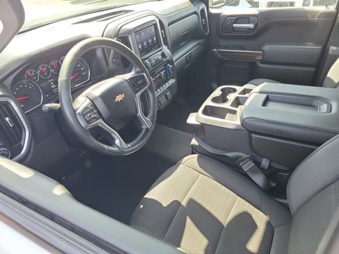 Used 2021 Chevrolet Silverado 1500 LT RWD image 3