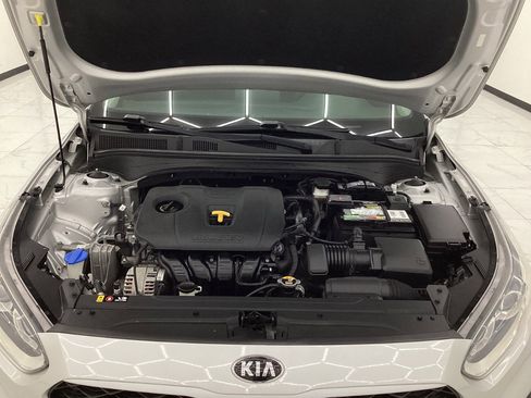 Used 2019 Kia Forte LXS FWD image 40