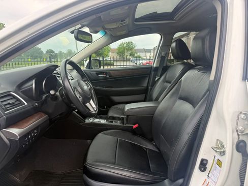 Used 2016 Subaru Outback 2.5i Limited AWD/4WD image 38