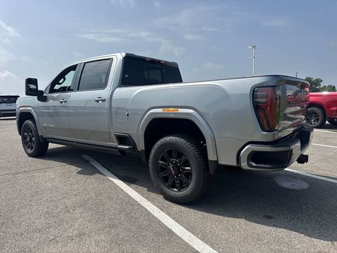 New 2026 GMC Sierra 2500 AT4 w/ AT4 Premium Plus Package AWD/4WD image 4