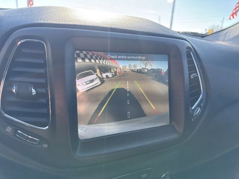 Used 2019 Jeep Compass Trailhawk image 22