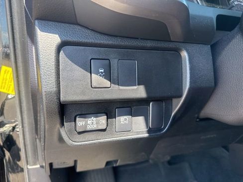 Certified 2021 Toyota Tacoma SR5 RWD image 26