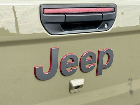 New 2026 Jeep Gladiator Rubicon image 19