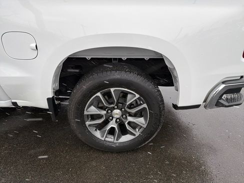 Certified 2024 Chevrolet Silverado 1500 LT image 16