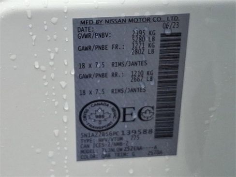 Used 2023 Nissan Murano SV image 27