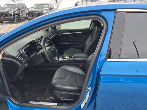 Used 2019 Ford Fusion Energi Titanium image 7