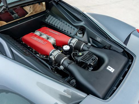 Used 2012 Ferrari 458 Italia Coupe RWD image 37