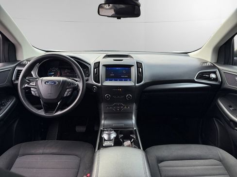 Certified 2020 Ford Edge SE FWD image 10