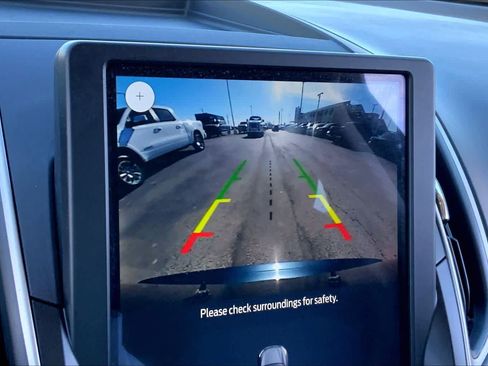 Certified 2024 Ford Edge SE w/ Black Appearance Package image 23