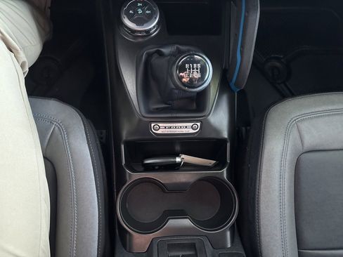 Used 2021 Ford Bronco Black Diamond image 15