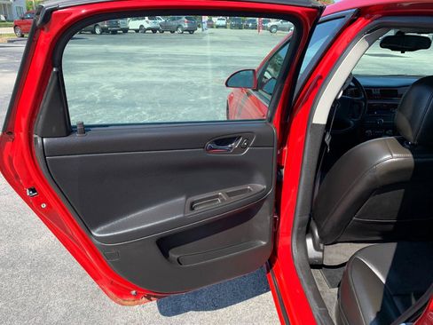 Used 2008 Chevrolet Impala LT w/ Luxury Edition Package FWD image 26