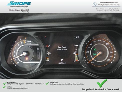Used 2025 Jeep Gladiator Rubicon AWD/4WD image 16