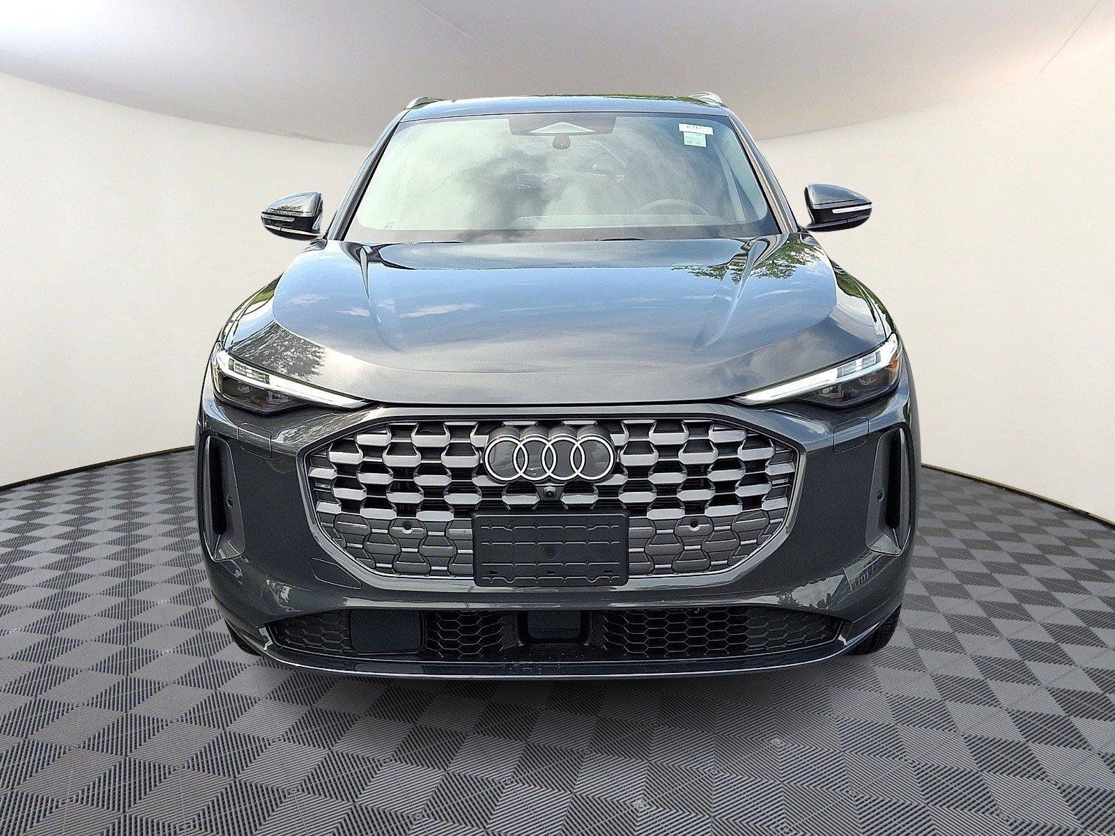 New 2026 Audi Q5 Premium AWD/4WD image 2