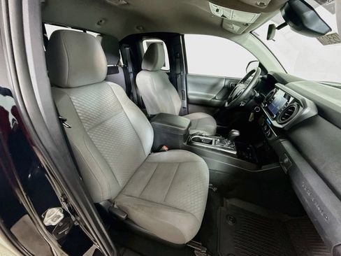 Certified 2022 Toyota Tacoma SR w/ SX Package RWD image 25