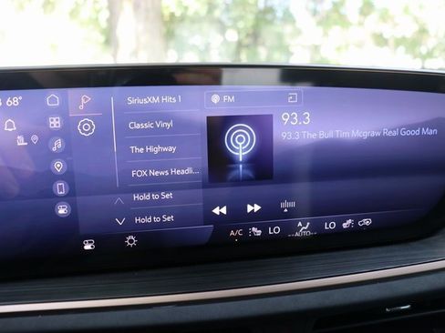 New 2025 Buick Envision Sport Touring image 21