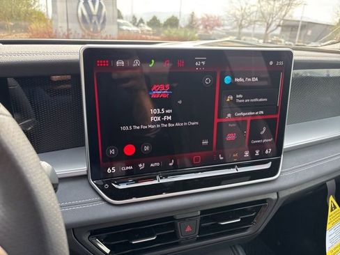 New 2026 Volkswagen Tiguan SE R-Line AWD/4WD image 10