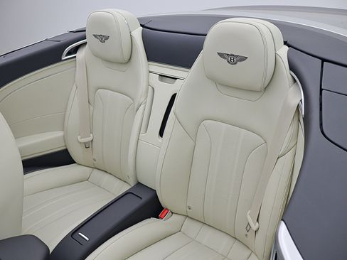 New 2026 Bentley Continental GTC image 44