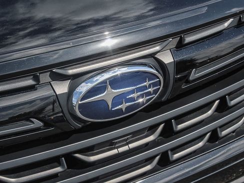 Used 2024 Subaru Forester Premium AWD/4WD image 17