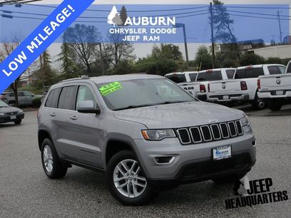 Used 2017 Jeep Grand Cherokee Laredo w/ Quick Order Package 23E