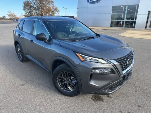 Used 2021 Nissan Rogue S image 6