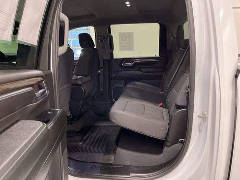 Used 2024 Chevrolet Silverado 3500 LT image 22