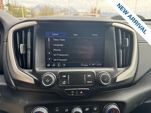 Used 2022 GMC Terrain SLE w/ Driver Convenience Package image 24