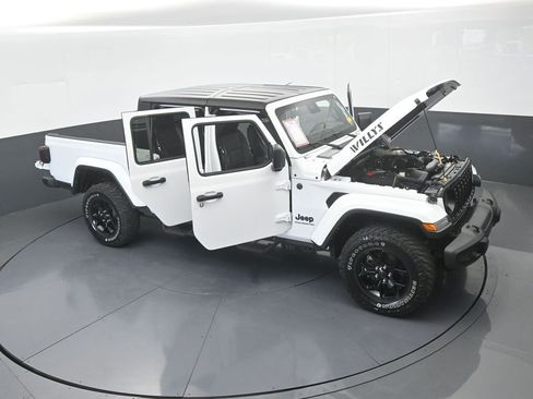 Used 2024 Jeep Gladiator Sport AWD/4WD image 64