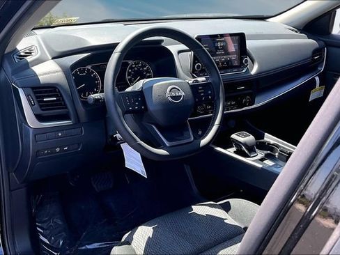 New 2026 Nissan Rogue SV FWD image 7