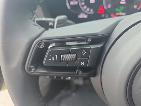 Used 2025 Porsche 911 Carrera GTS image 32