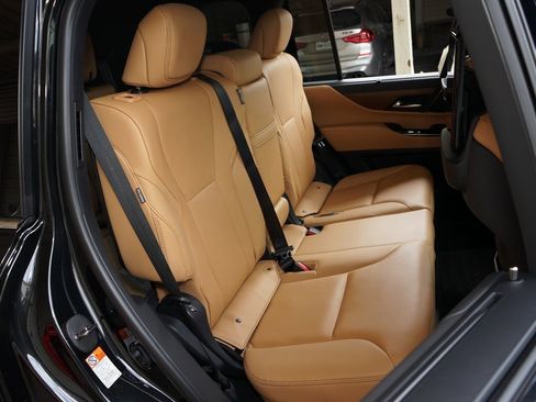 Used 2026 Lexus LX 700h Luxury image 22