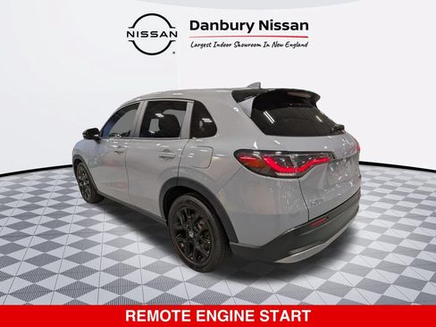 Used 2024 Honda HR-V Sport image 5