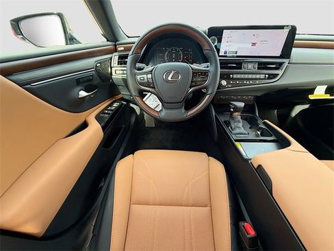 New 2025 Lexus ES 350 Ultra Luxury image 17