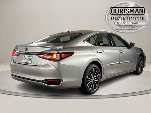 Certified 2023 Lexus ES 250 w/ Premium Package image 8