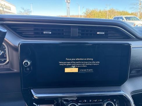 Used 2024 GMC Sierra 2500 Denali w/ Denali Reserve Package image 23