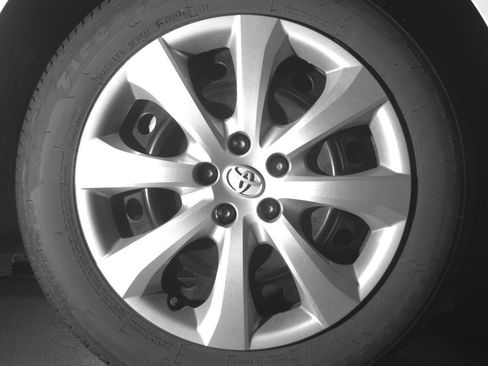 Used 2025 Toyota Corolla LE FWD image 15