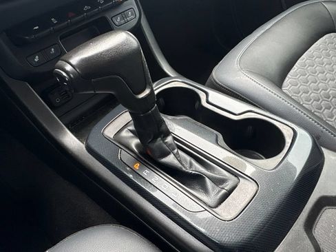 Used 2019 Chevrolet Colorado Z71 RWD image 22
