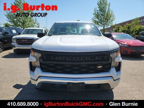 Used 2022 Chevrolet Silverado 1500 W/T RWD image 2
