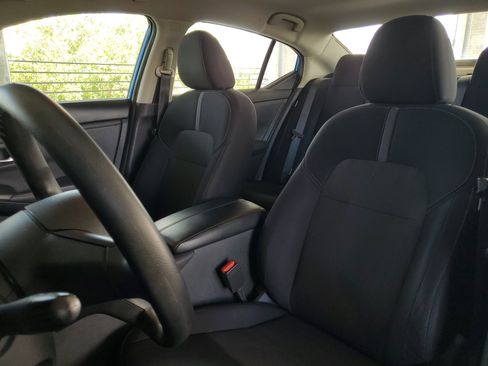 Used 2024 Nissan Sentra SV FWD image 18