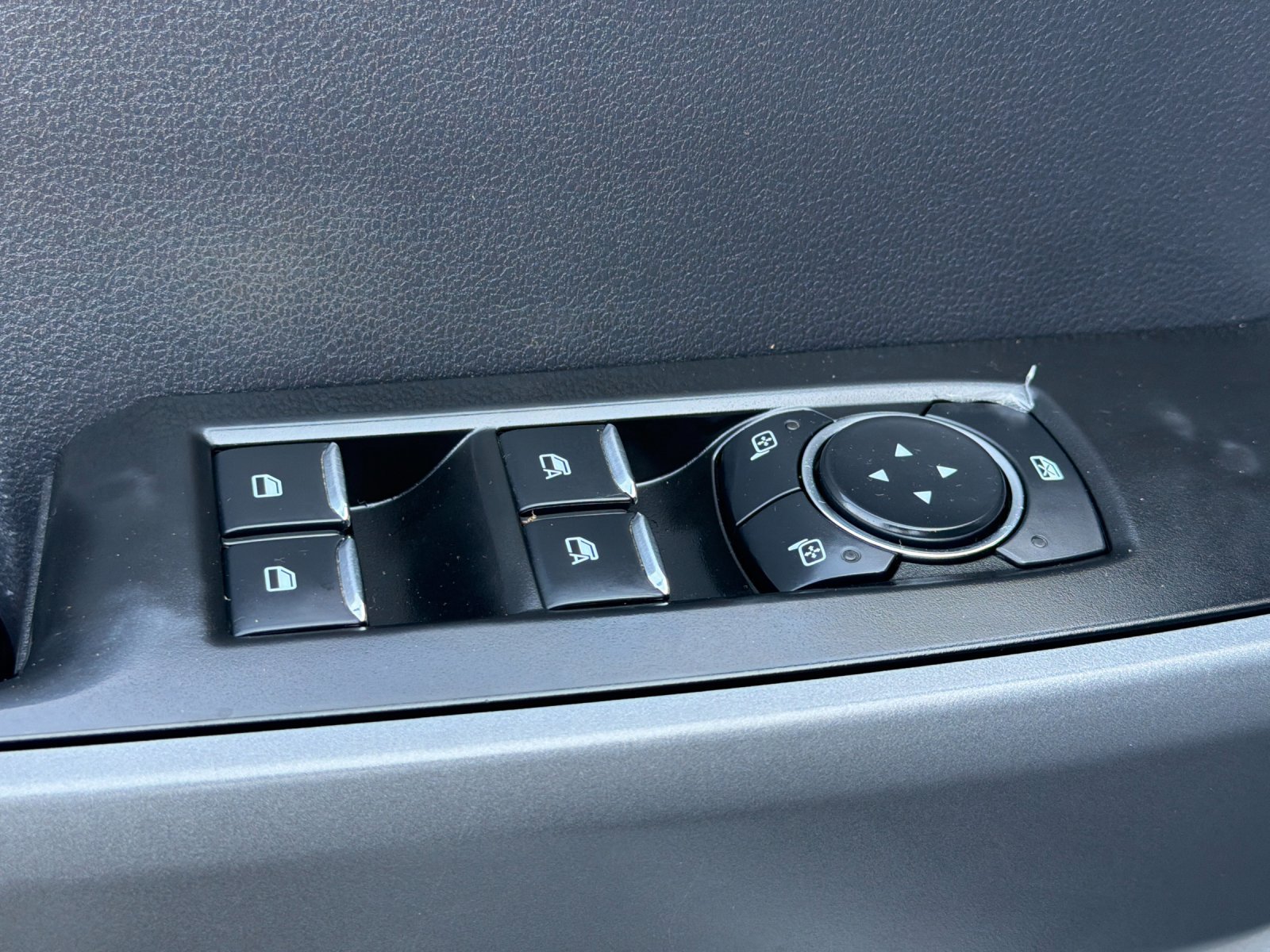 Used 2024 Ford F250 XLT AWD/4WD image 11