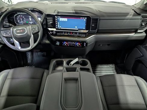 Used 2024 GMC Sierra 1500 Elevation image 11