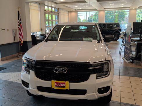Used 2025 Ford Ranger XL w/ Trailer Tow Package AWD/4WD image 2