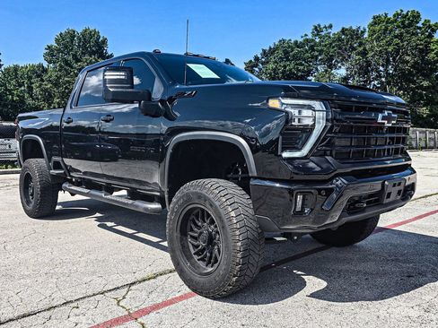 Used 2024 Chevrolet Silverado 2500 LTZ w/ LTZ Plus Package AWD/4WD image 1