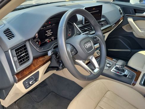 Used 2018 Audi Q5 2.0T Premium Plus w/ Premium Plus Package image 10