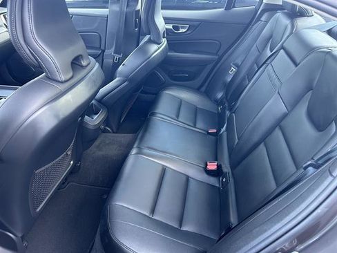 Used 2024 Volvo S60 B5 Core image 27
